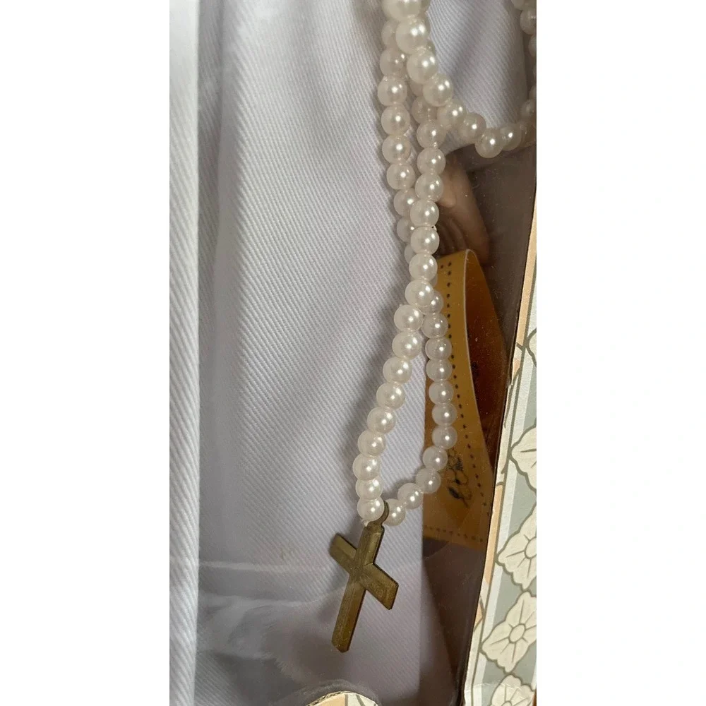VintageHTF Emerald Doll Collection Porcelain Nun Doll White Novice Habit NIB 16